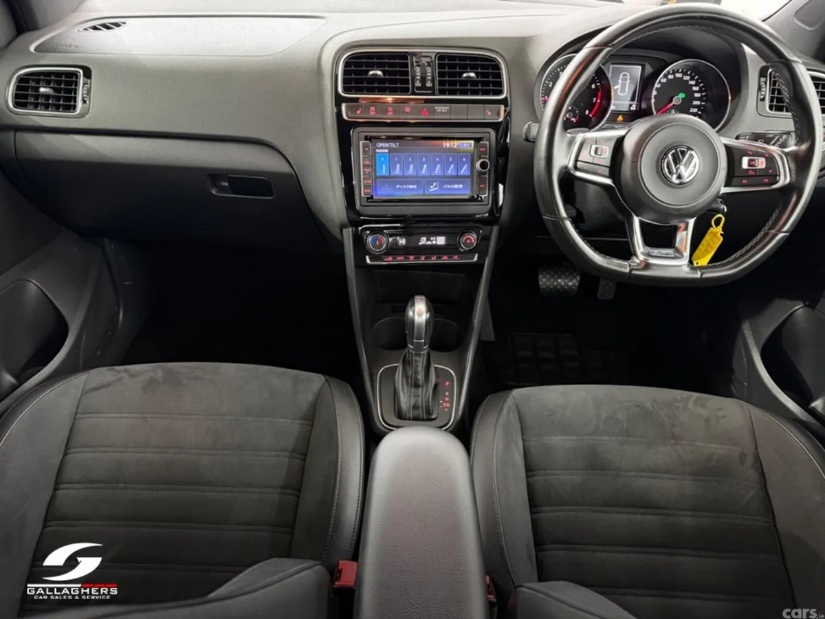 Volkswagen Polo Hatchback, Petrol, 2017, Blue