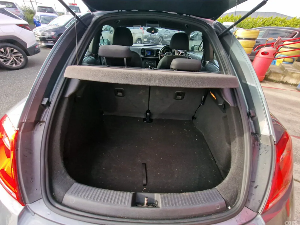 Volkswagen Beetle Hatchback, Petrol, 2013, Grey