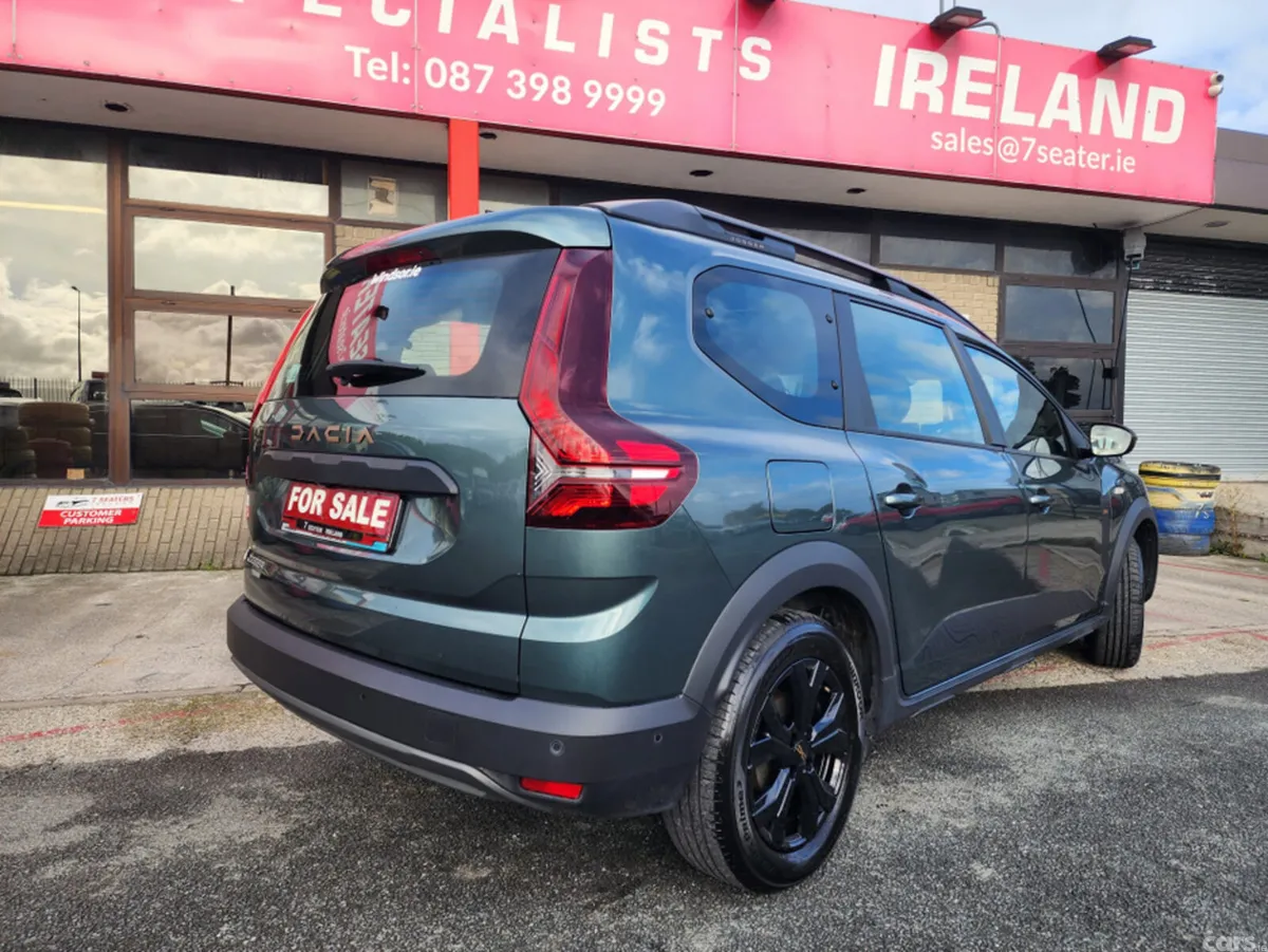 Dacia Jogger MPV, Petrol, 2024, Green