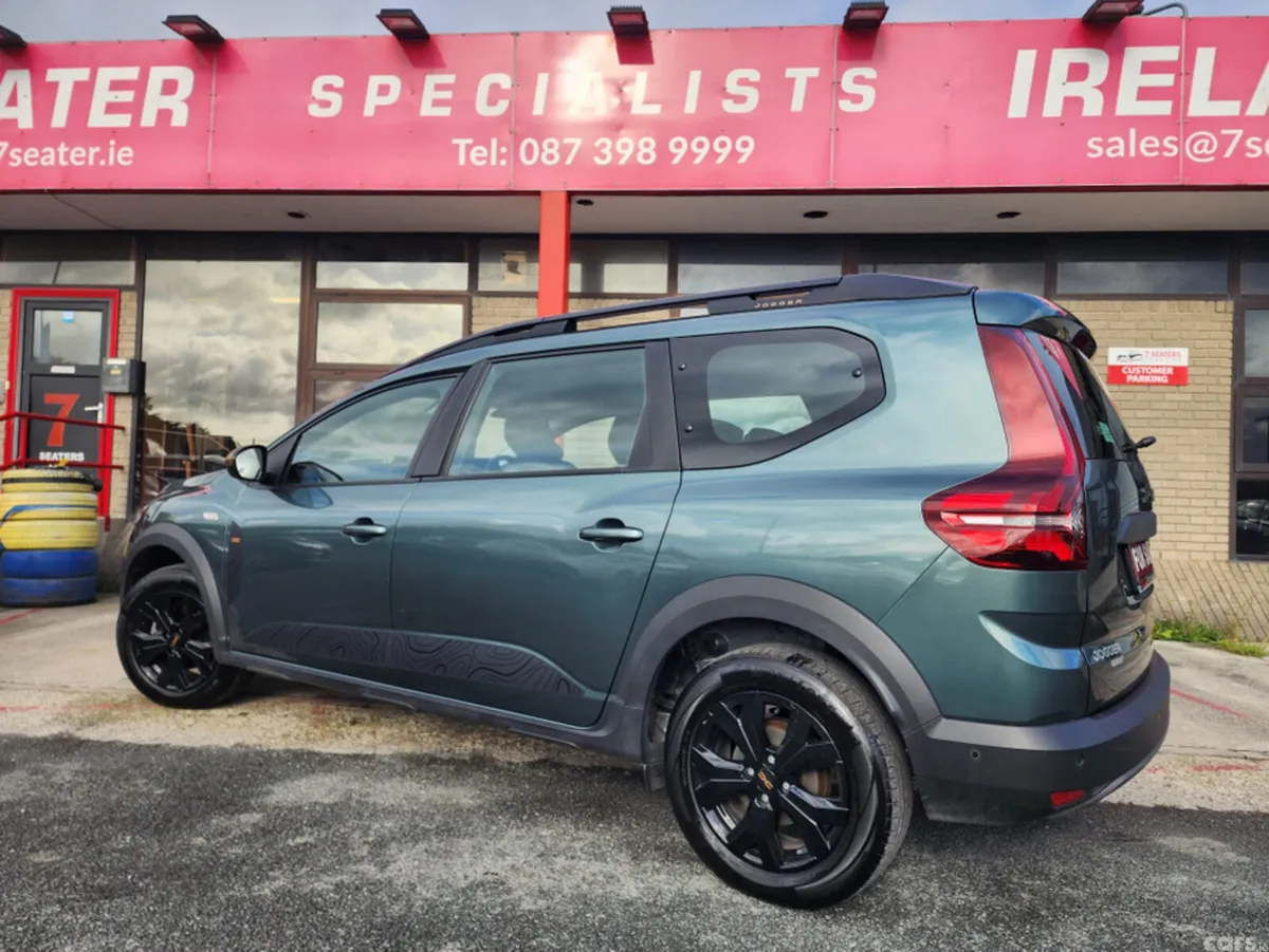 Dacia Jogger MPV, Petrol, 2024, Green