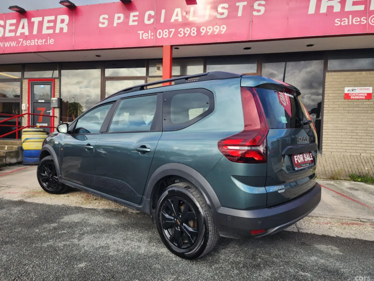 Dacia Jogger MPV, Petrol, 2024, Green