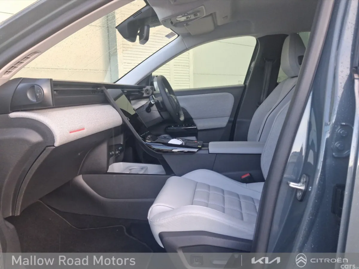 Citroen C5 Aircross MPV, Petrol Hybrid, 2026, Green
