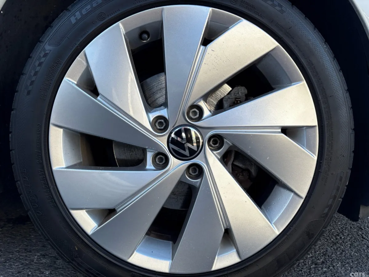 Volkswagen Golf Hatchback, Petrol, 2020, White