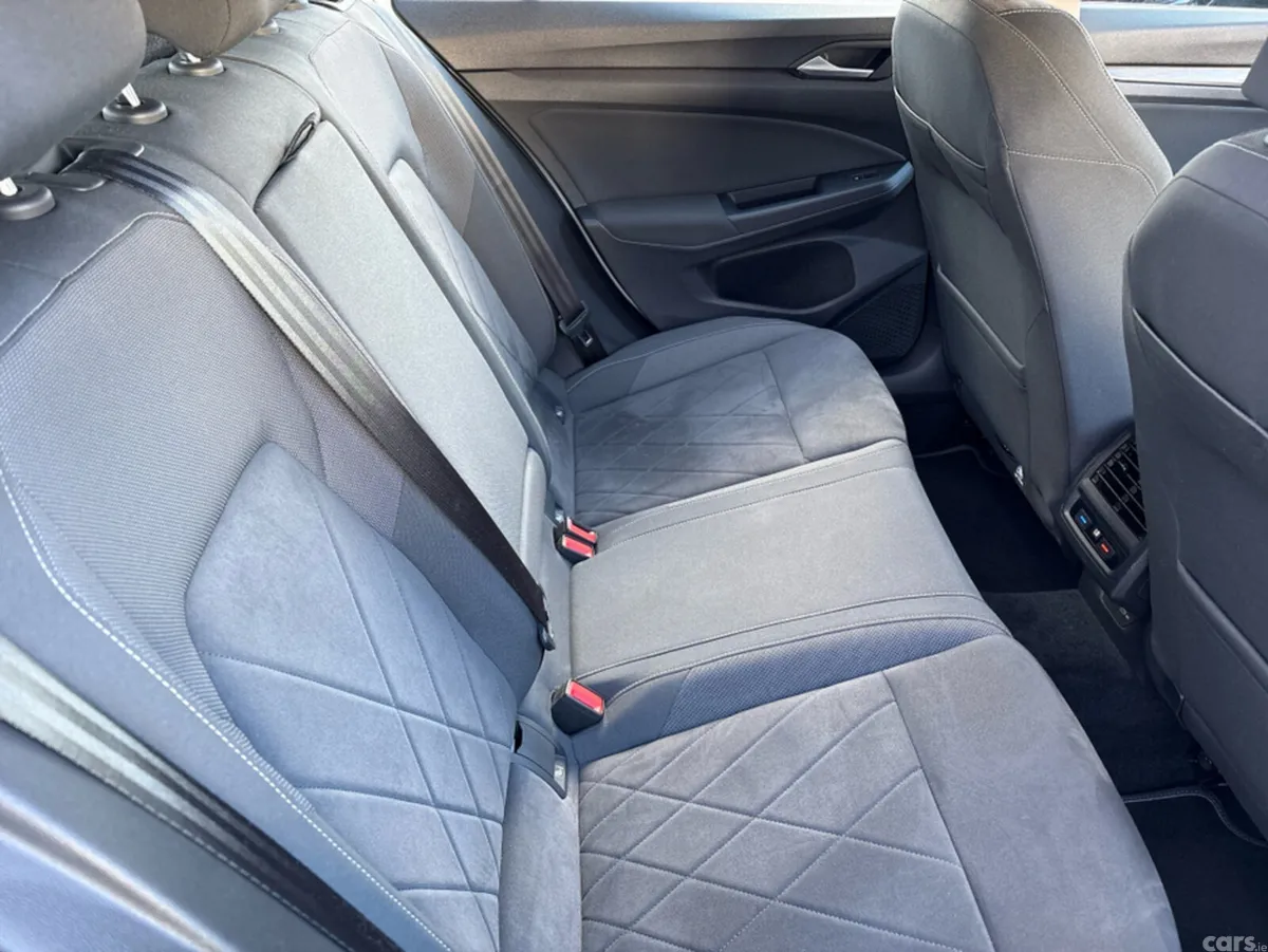 Volkswagen Golf Hatchback, Petrol, 2020, White