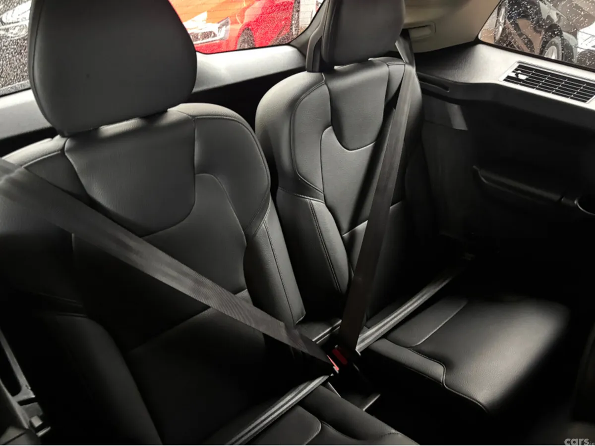 Volvo XC90 Estate, Petrol Plug-in Hybrid, 2023, Black