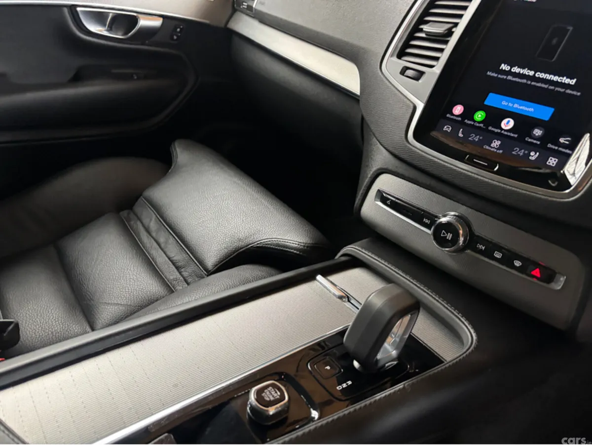 Volvo XC90 Estate, Petrol Plug-in Hybrid, 2023, Black