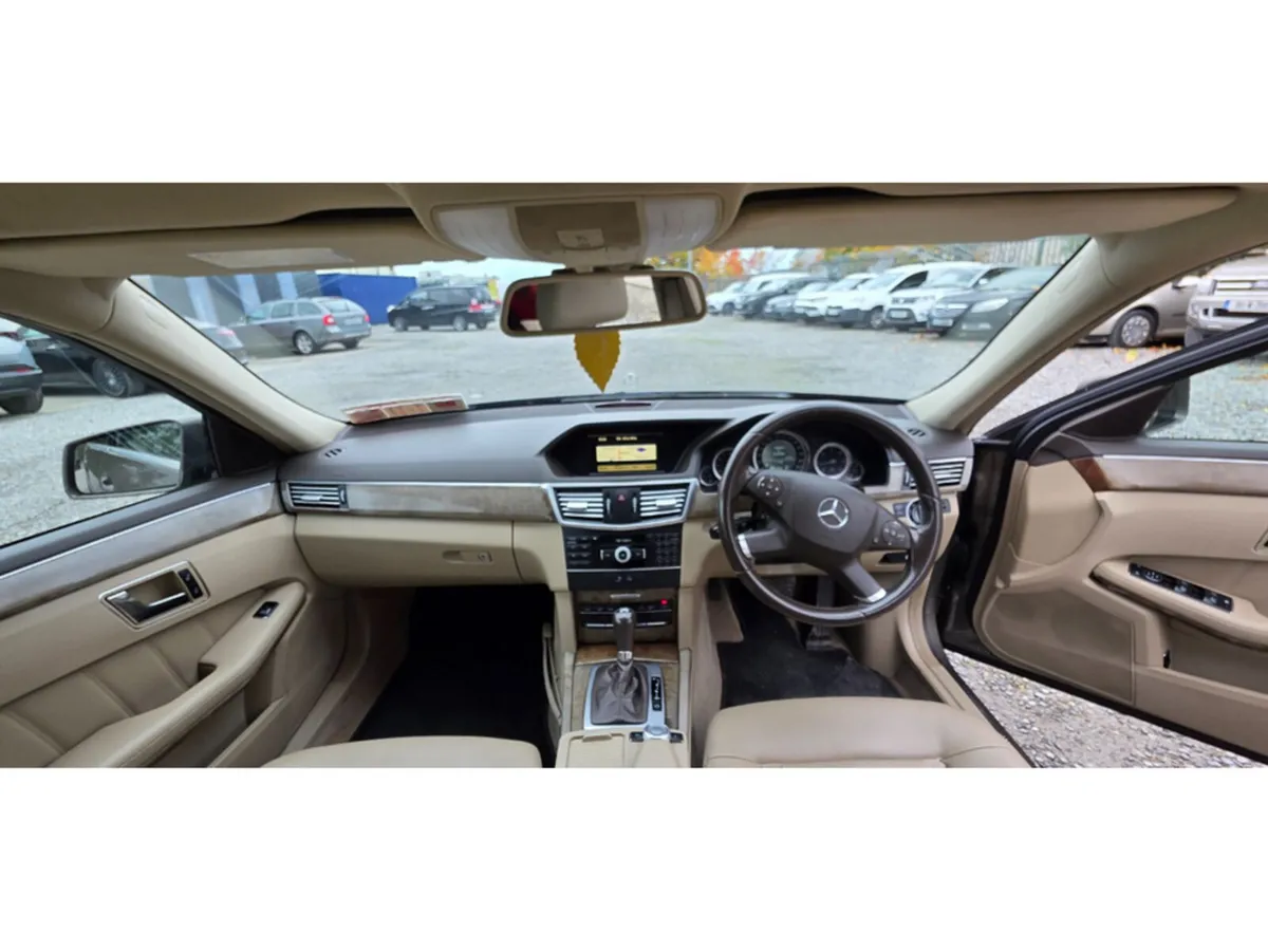 Mercedes-Benz E-Class Saloon, Diesel, 2010, Grey