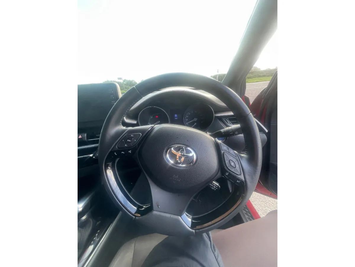 Toyota C-HR Hatchback, Petrol Hybrid, 2019, Red