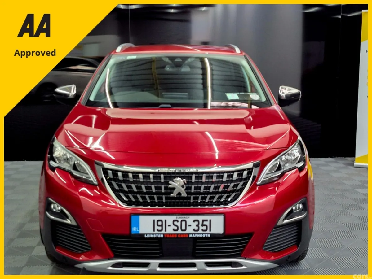 Peugeot 3008 MPV, Diesel, 2019, Red