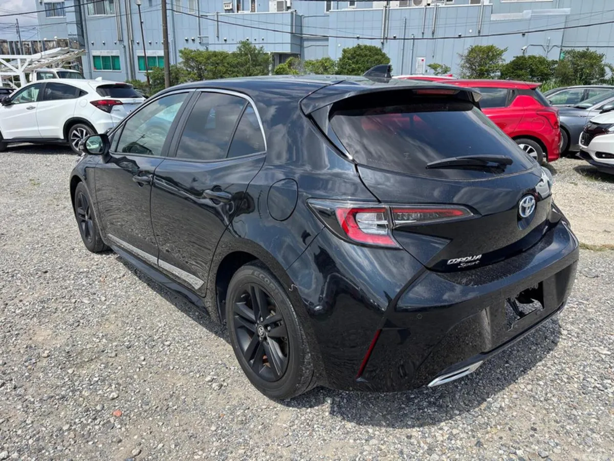 Toyota Corolla Hatchback, Petrol Hybrid, 2022, Black