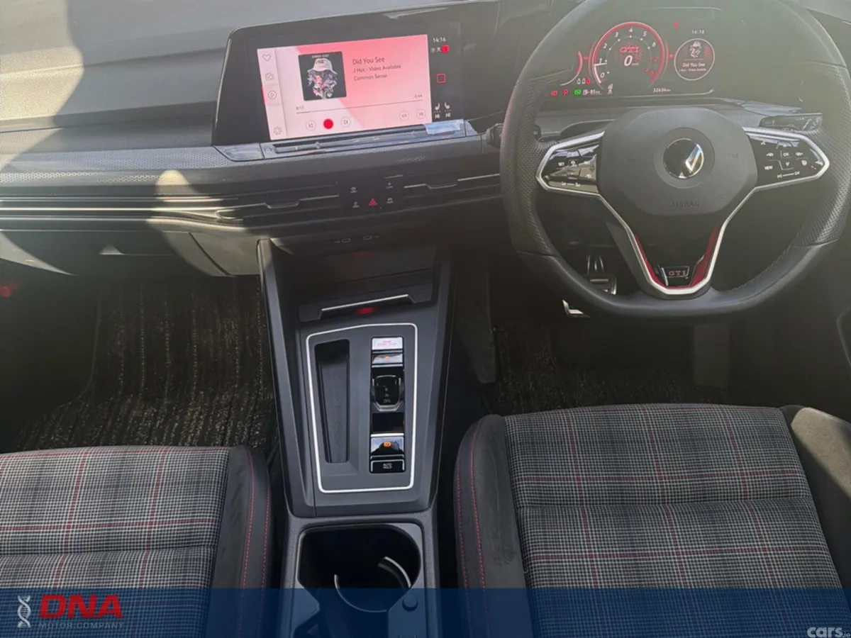 Volkswagen Golf Hatchback, Petrol, 2022, White