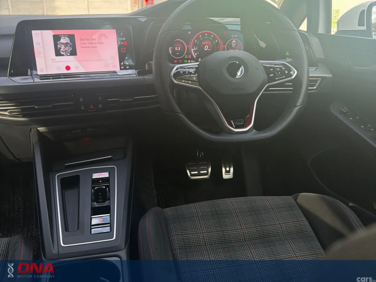Volkswagen Golf Hatchback, Petrol, 2022, White