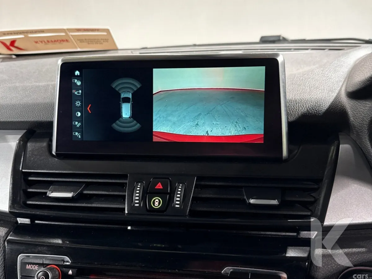 BMW 2-Series MPV, Petrol, 2018, Red