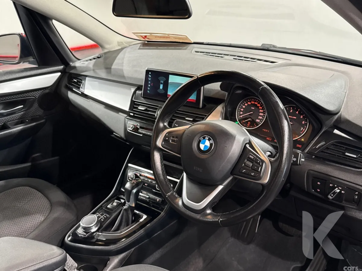 BMW 2-Series MPV, Petrol, 2018, Red
