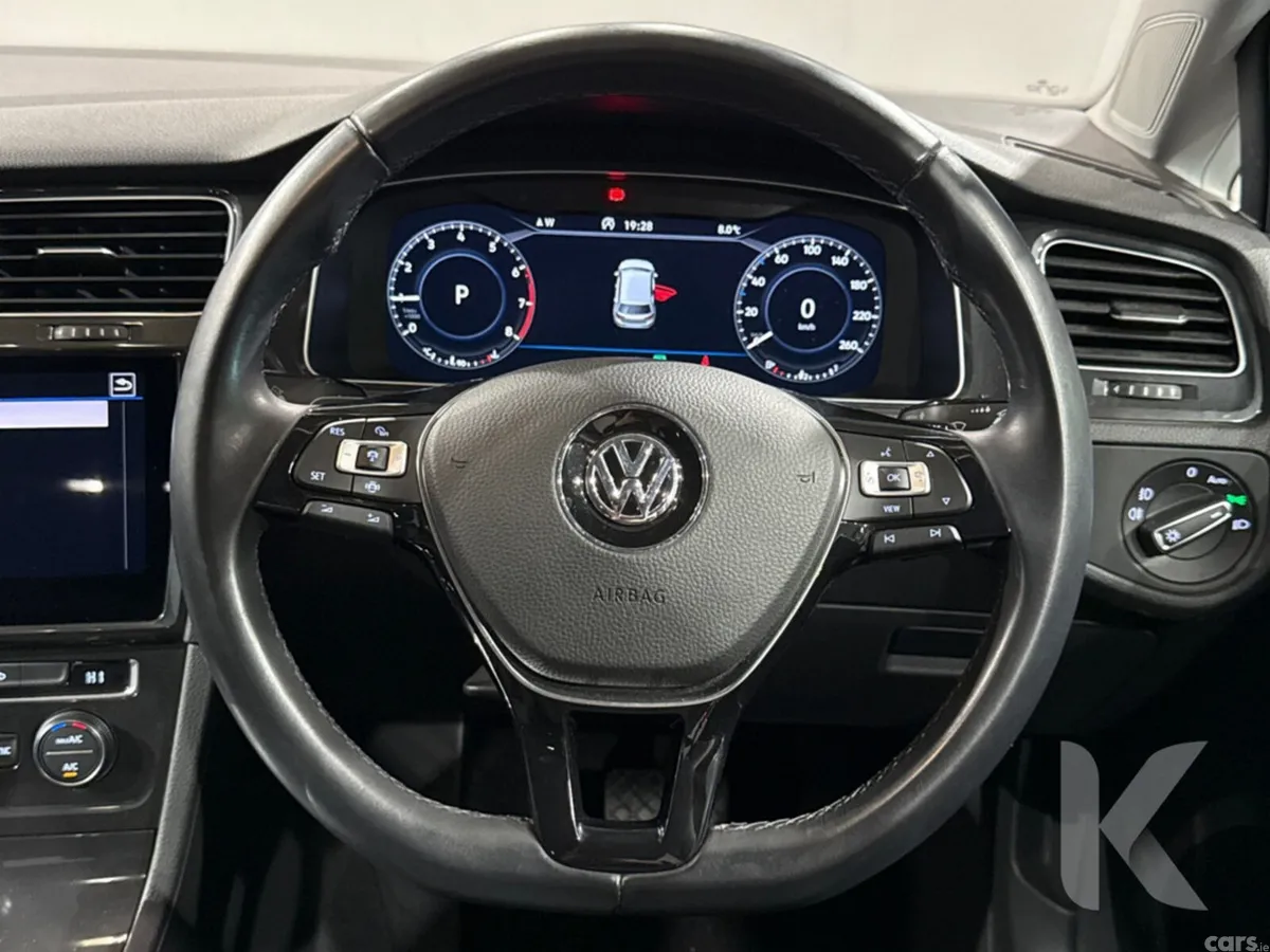 Volkswagen Golf Hatchback, Petrol, 2019, Red