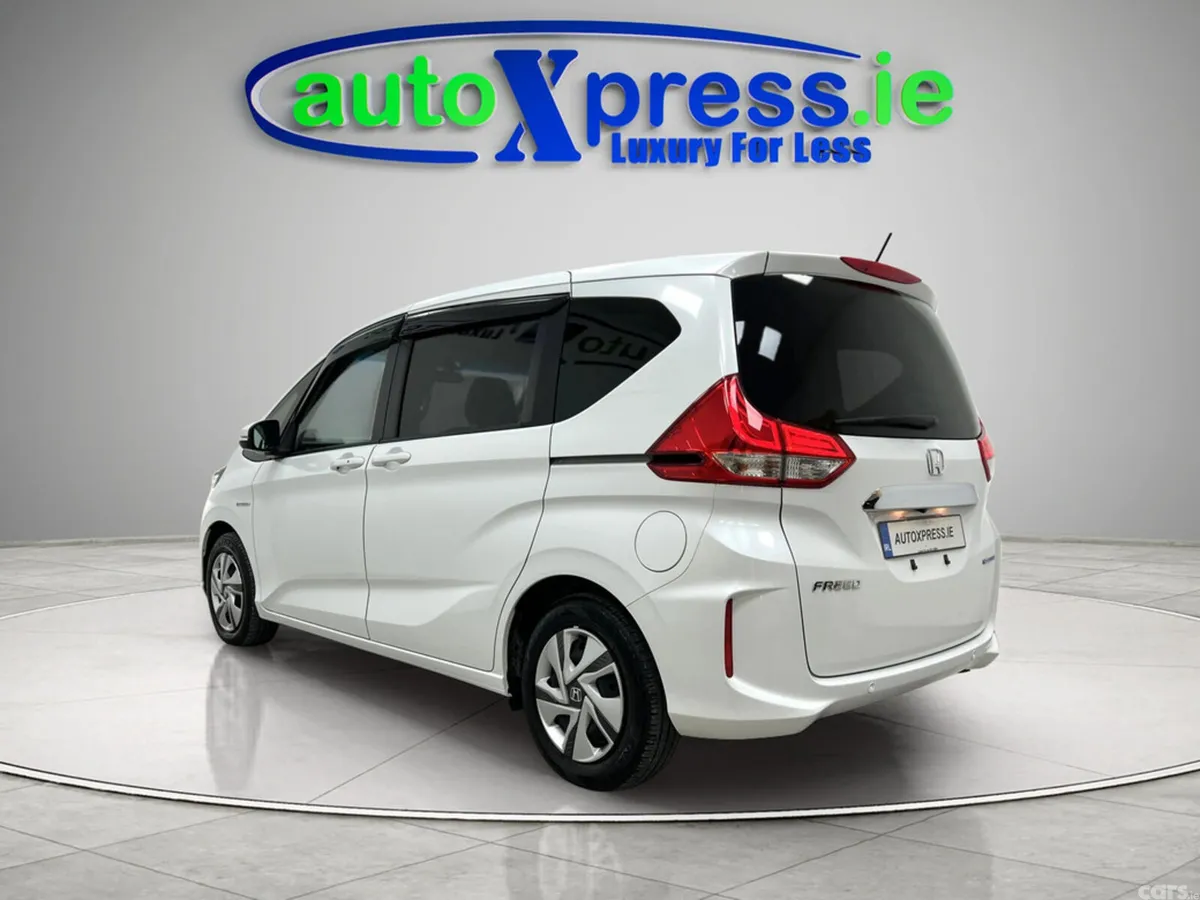 Honda Freed MPV, Petrol Hybrid, 2019, White