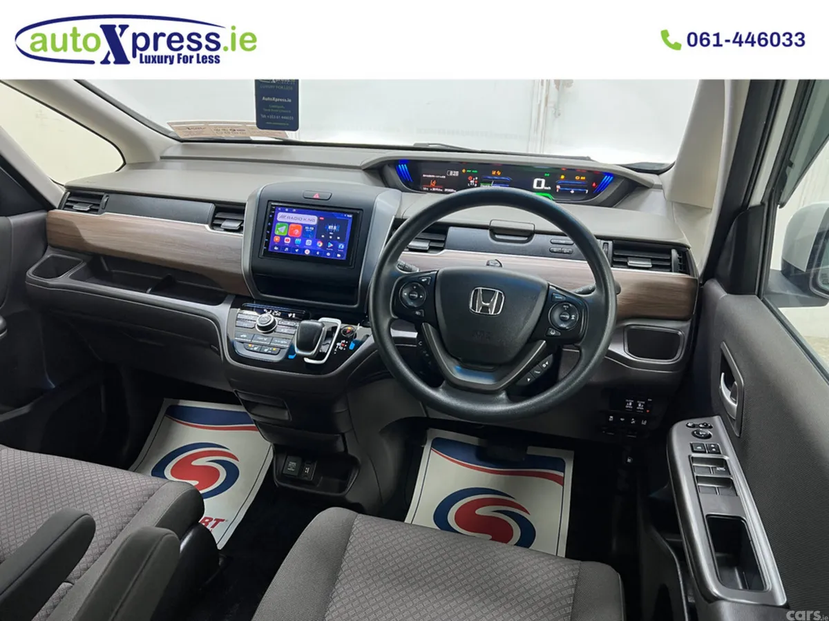 Honda Freed MPV, Petrol Hybrid, 2019, White