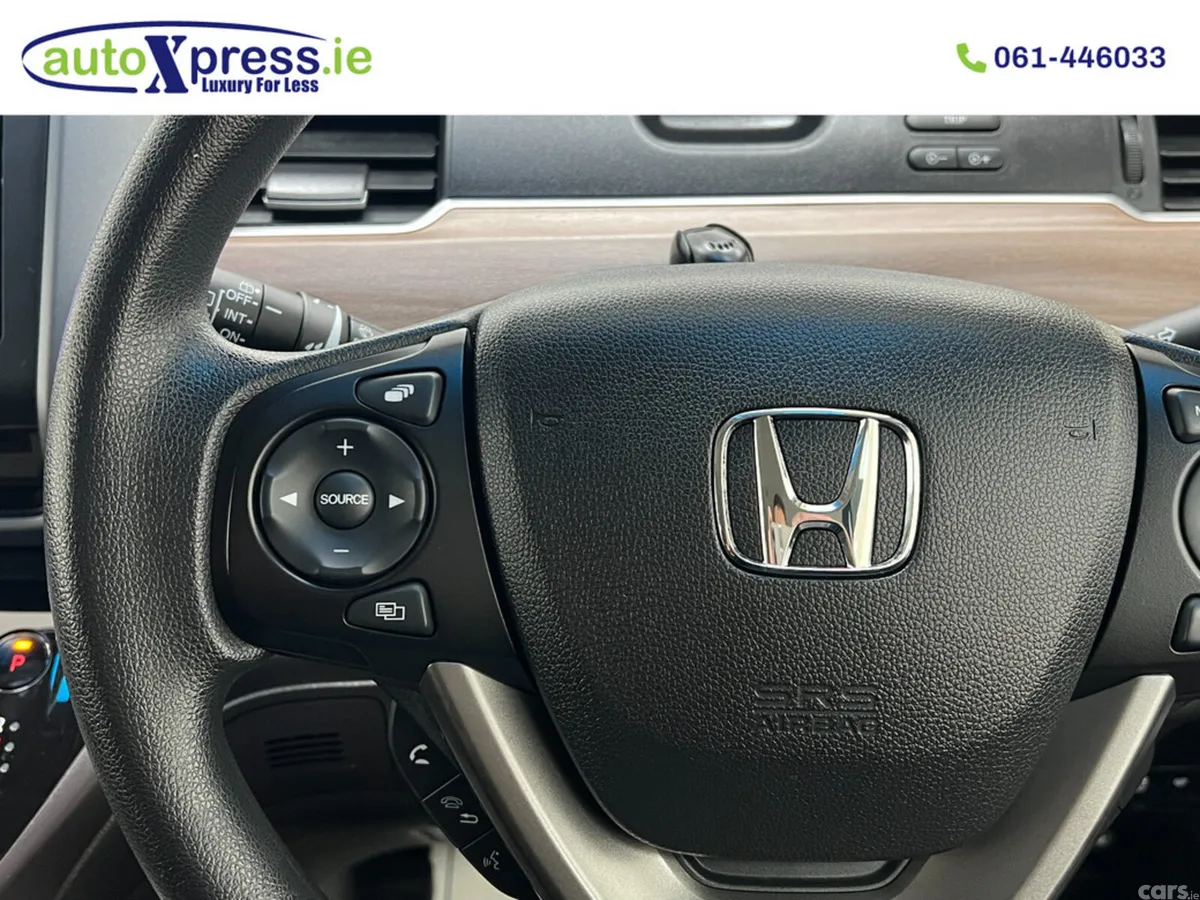 Honda Freed MPV, Petrol Hybrid, 2019, White