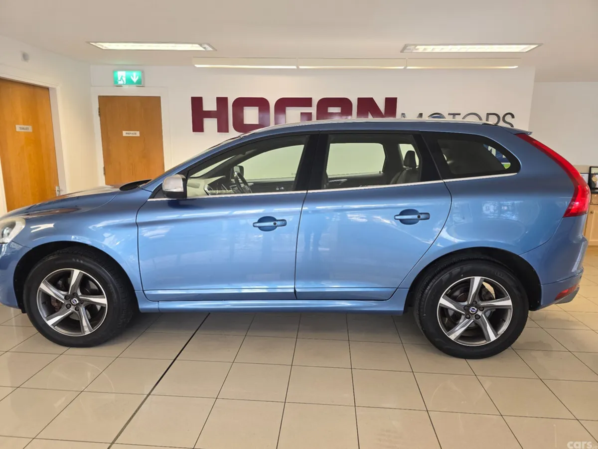 Volvo XC60 SUV, Diesel, 2015, Blue