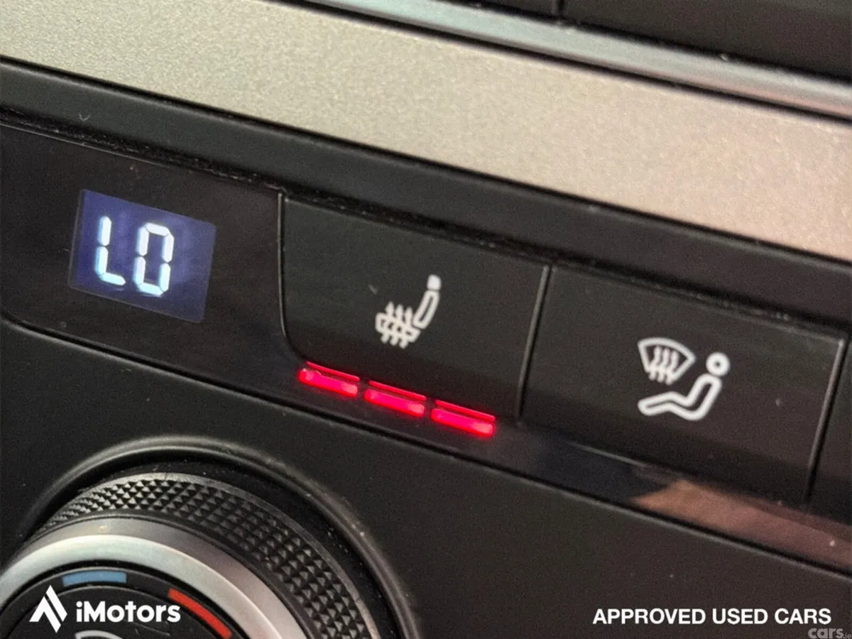 SEAT Ateca SUV, Petrol, 2023, Blue