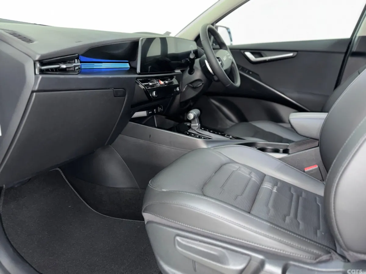 Kia Niro MPV, Petrol Plug-in Hybrid, 2026, Black