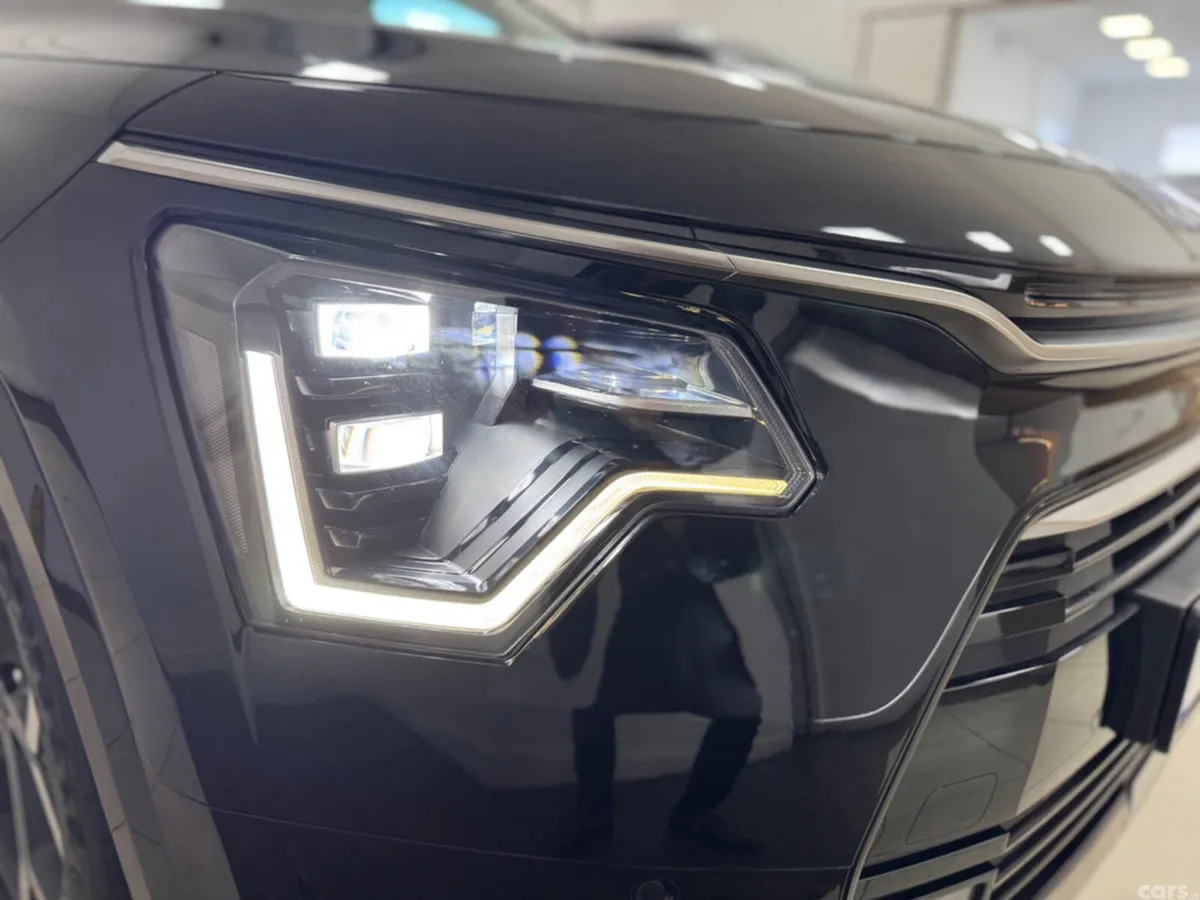 Kia Niro MPV, Petrol Plug-in Hybrid, 2026, Black