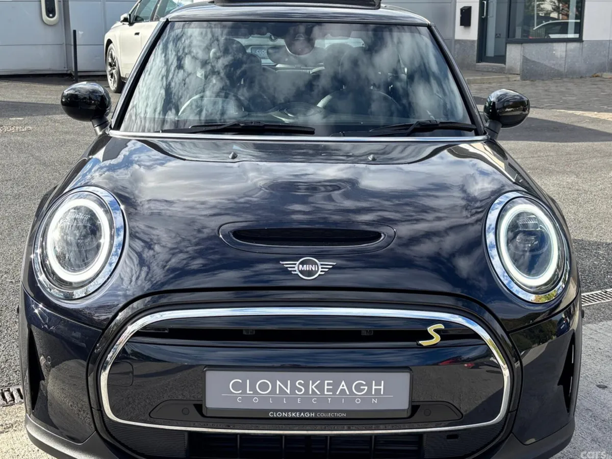 Mini Cooper Hatchback, Electric, 2023, Black