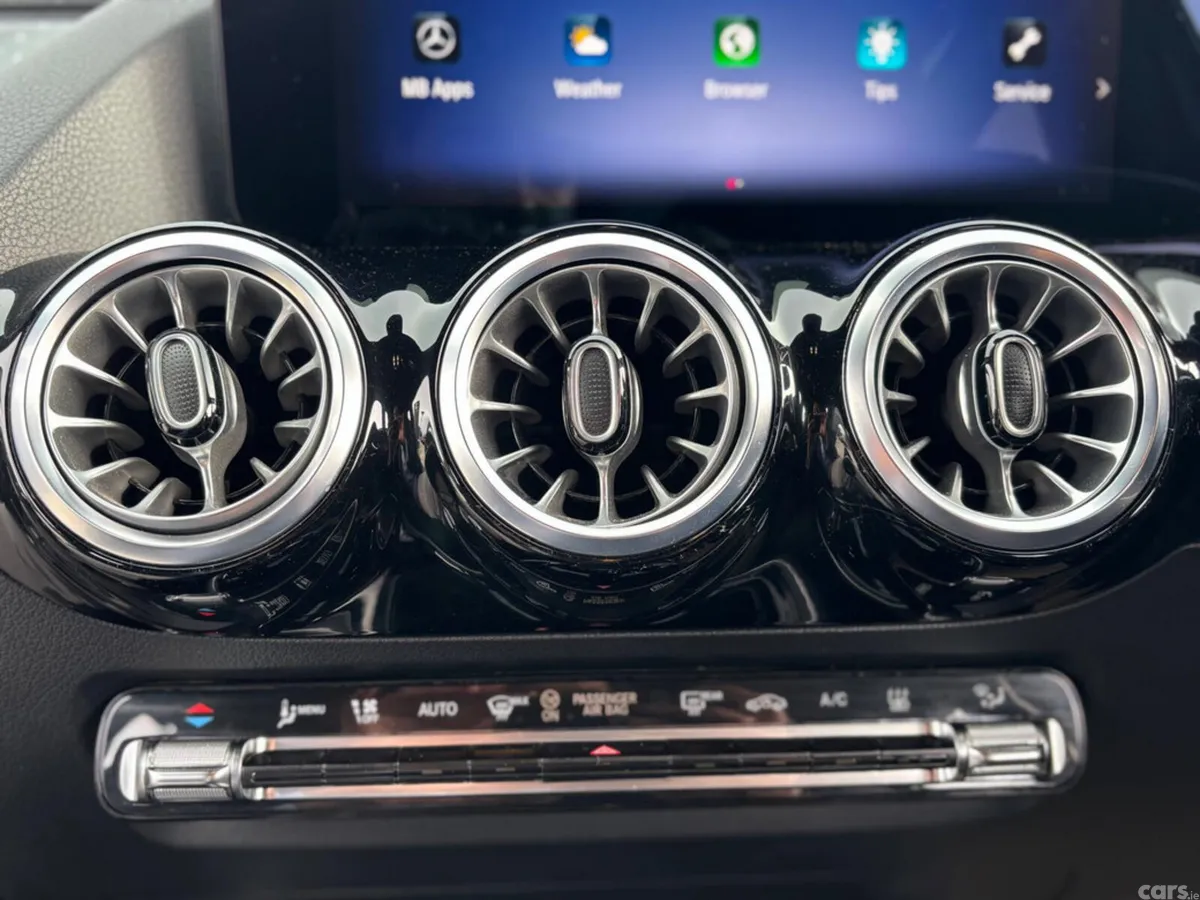 Mercedes-Benz EQA Estate, Electric, 2025, Grey
