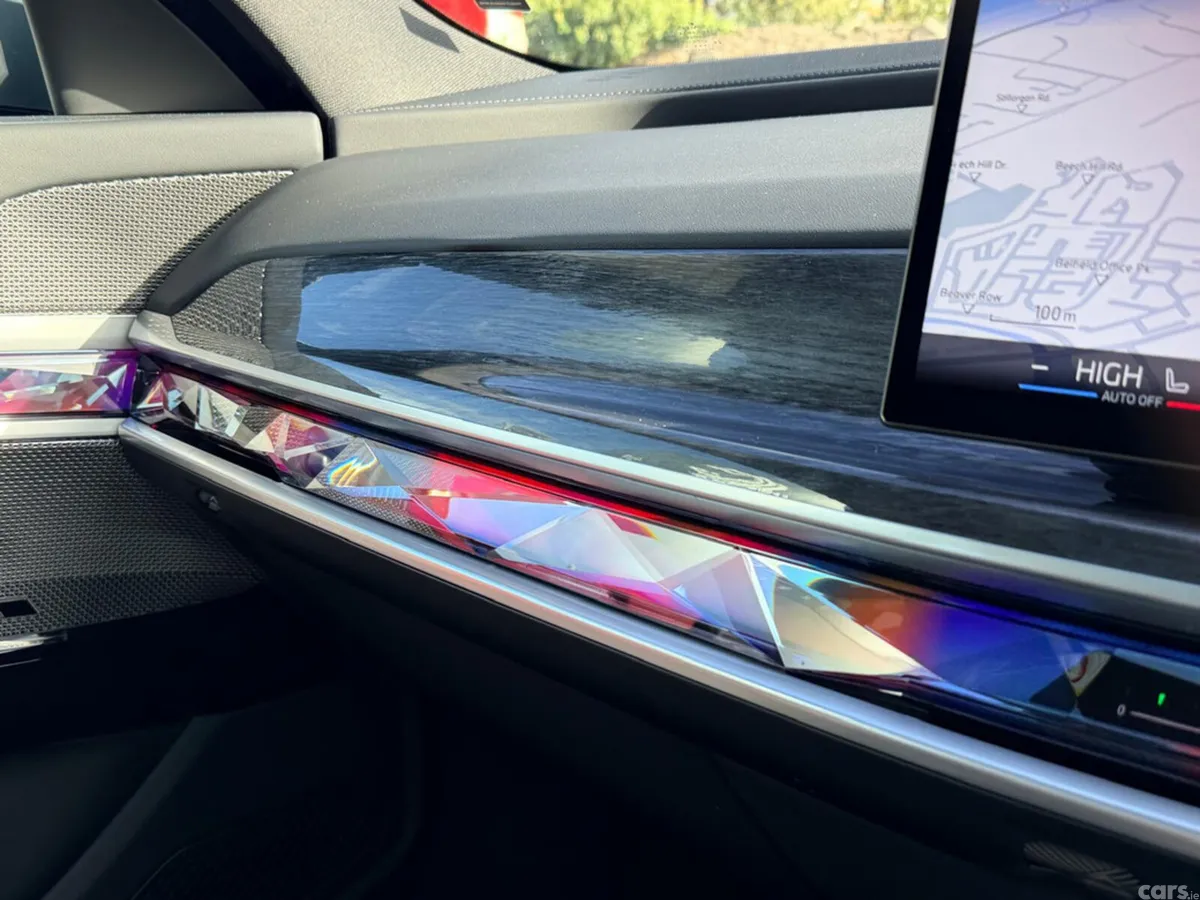 BMW i7 Saloon, Electric, 2025, Grey