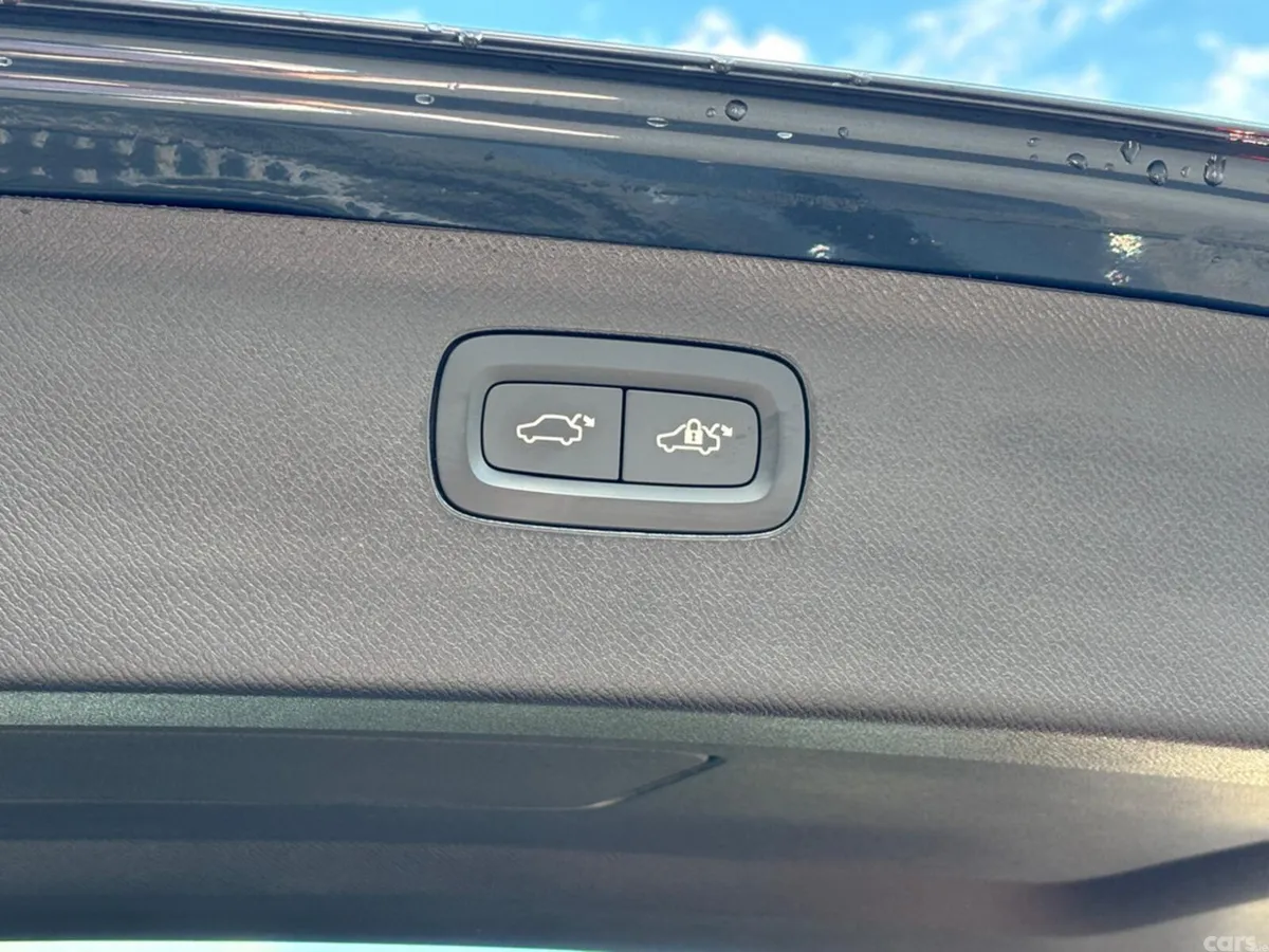 Volvo XC90 Estate, Petrol Plug-in Hybrid, 2026, Blue