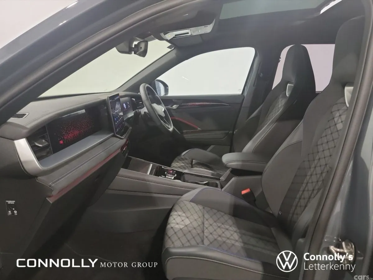 Volkswagen Tayron Estate, Diesel, 2025, Grey