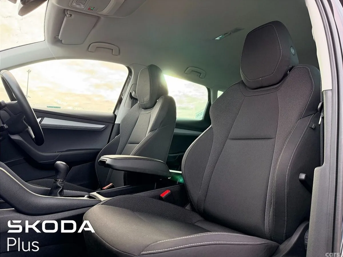 Skoda Karoq Estate, Petrol, 2026, Black