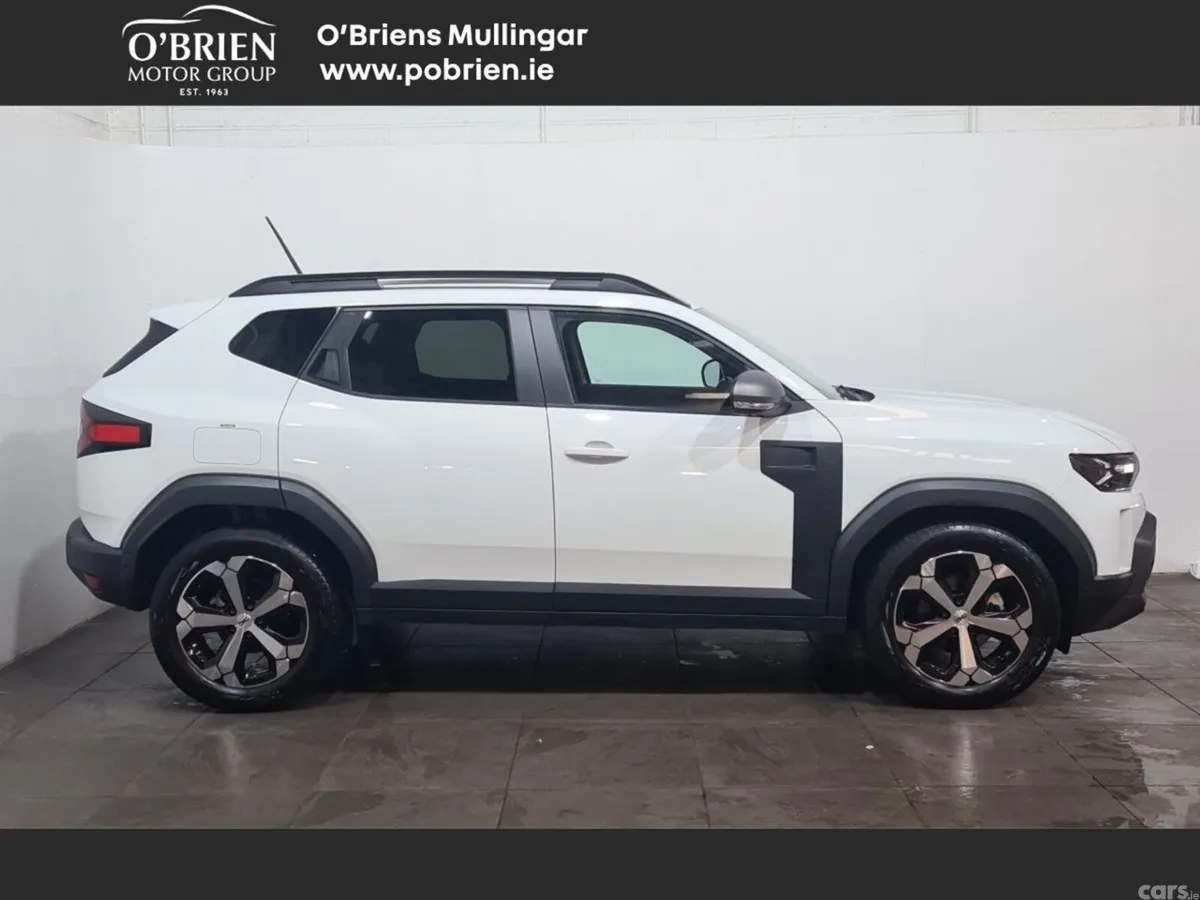 Dacia Duster SUV, Petrol Hybrid, 2026, White