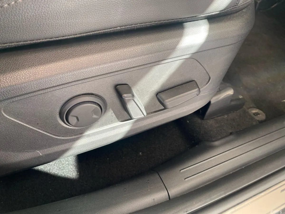 Hyundai Tucson SUV, Petrol Plug-in Hybrid, 2026, Grey