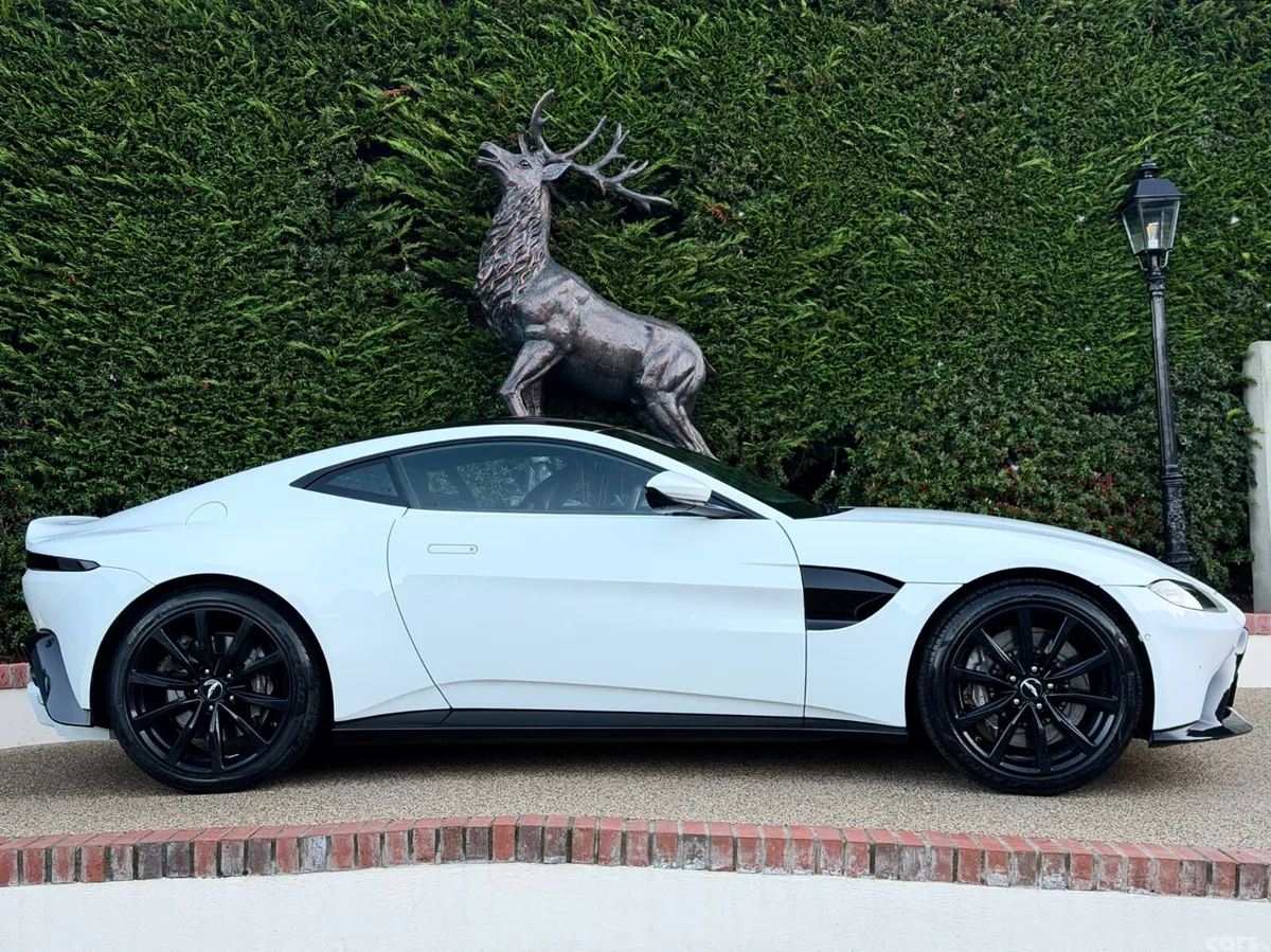 Aston Martin Vantage Hatchback, Petrol, 2020, White