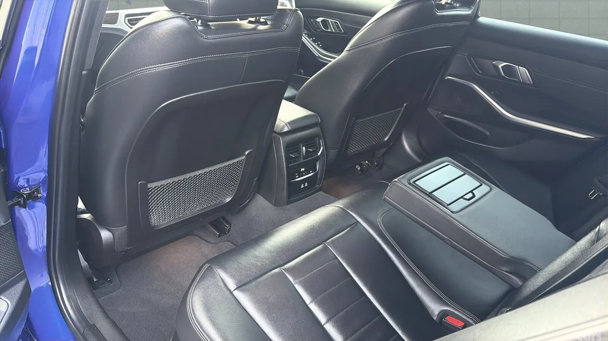 BMW 3-Series Saloon, Diesel, 2021, Blue