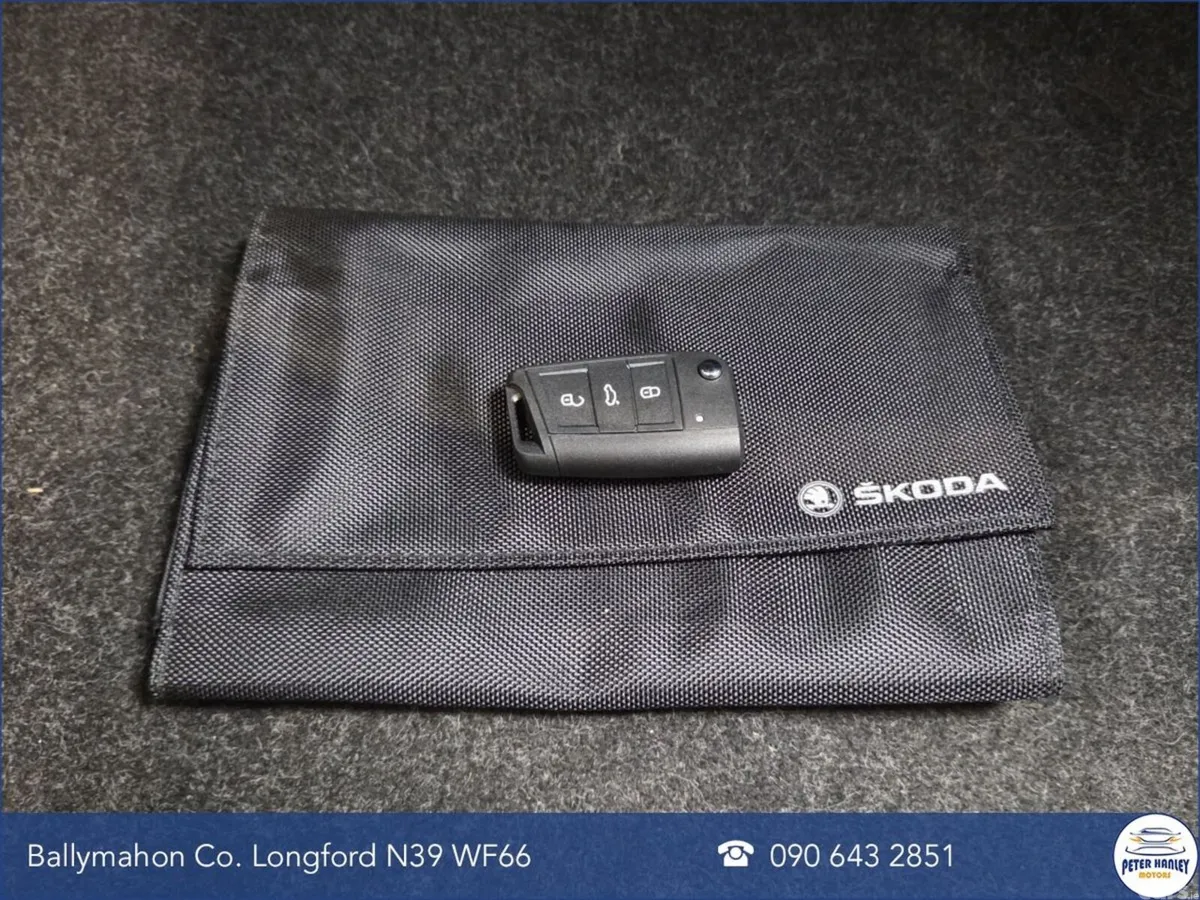 Skoda Fabia Estate, Petrol, 2018, Grey