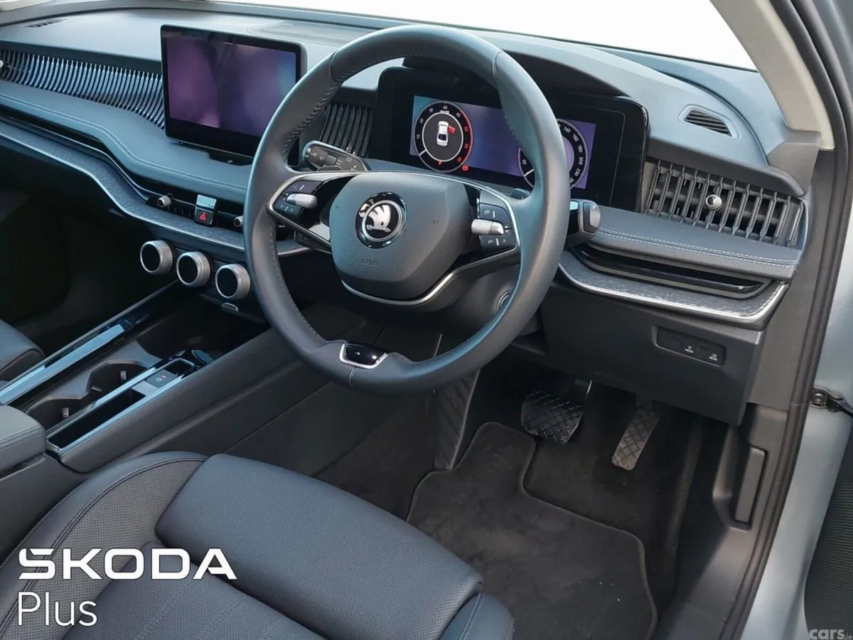 Skoda Superb Saloon, Diesel, 2025, Silver