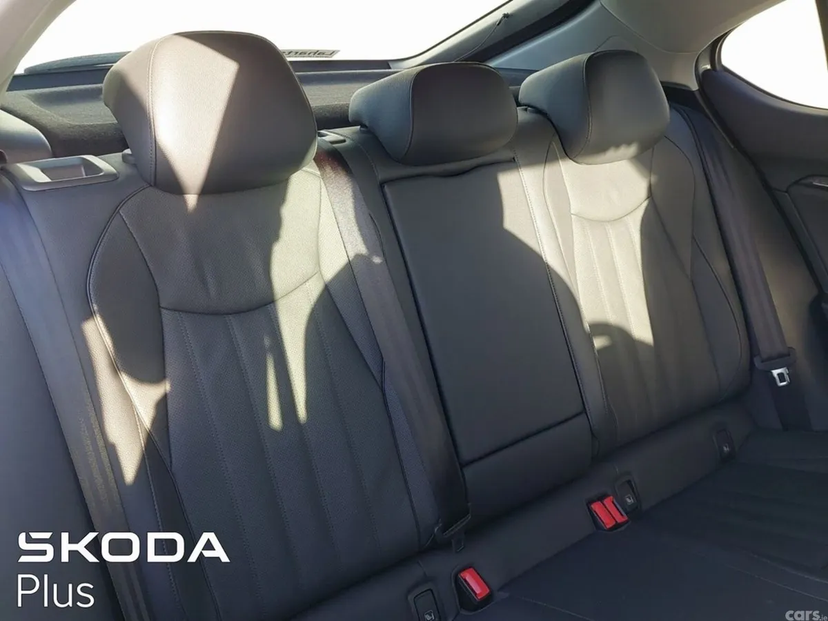 Skoda Superb Saloon, Diesel, 2025, Silver