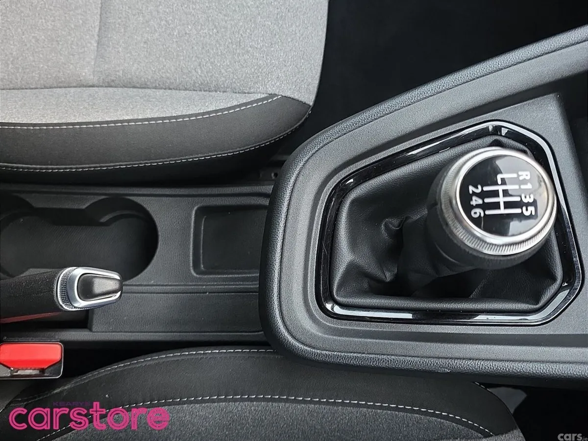 Renault Clio Hatchback, Petrol, 2024, Grey