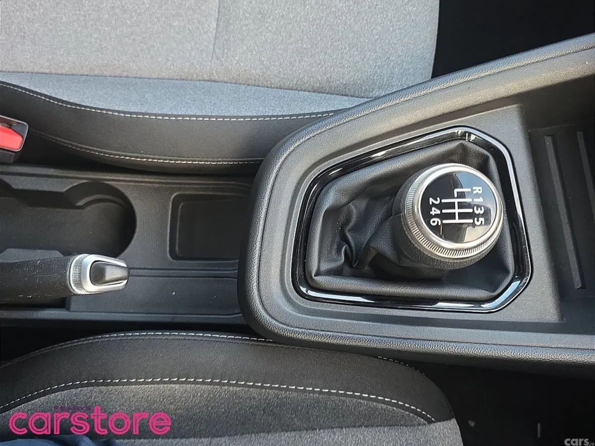 Renault Clio Hatchback, Petrol, 2024, Grey