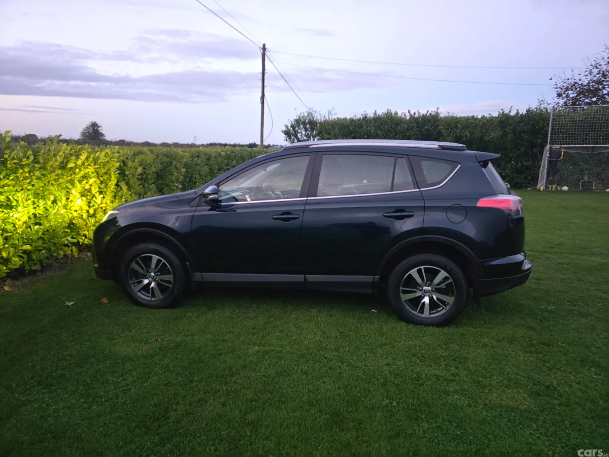 Toyota RAV4 SUV, Diesel, 2018, Black