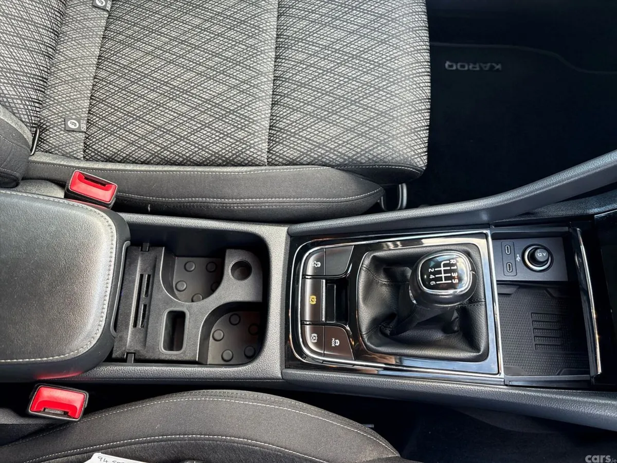 Skoda Karoq Estate, Diesel, 2024, Grey
