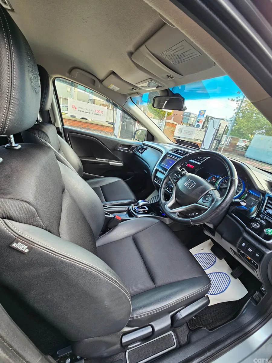 Honda Grace Saloon, Petrol Hybrid, 2015, Grey