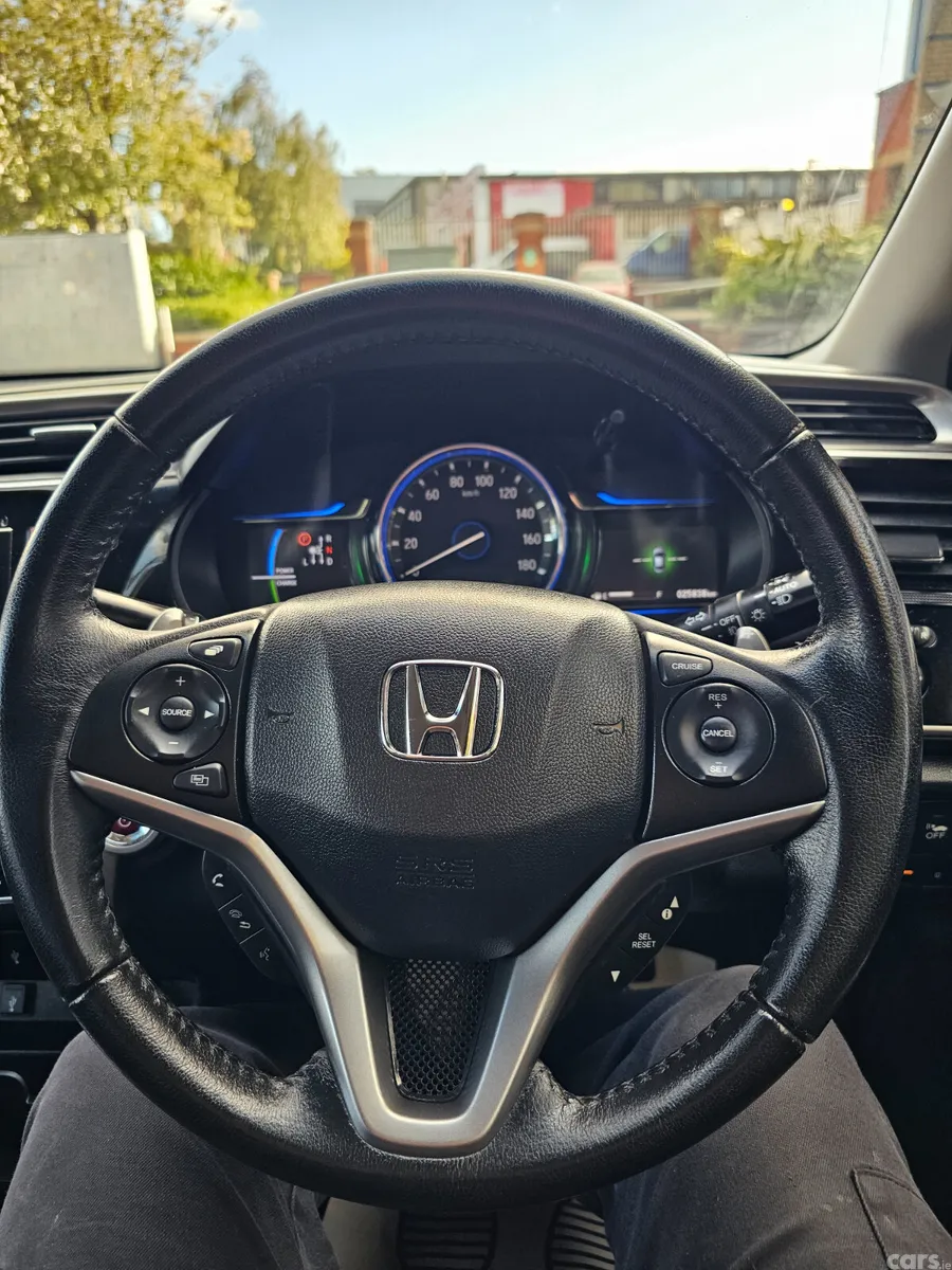 Honda Grace Saloon, Petrol Hybrid, 2015, Grey
