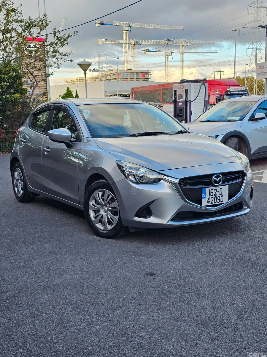 Mazda Demio MPV, Petrol, 2016, Silver