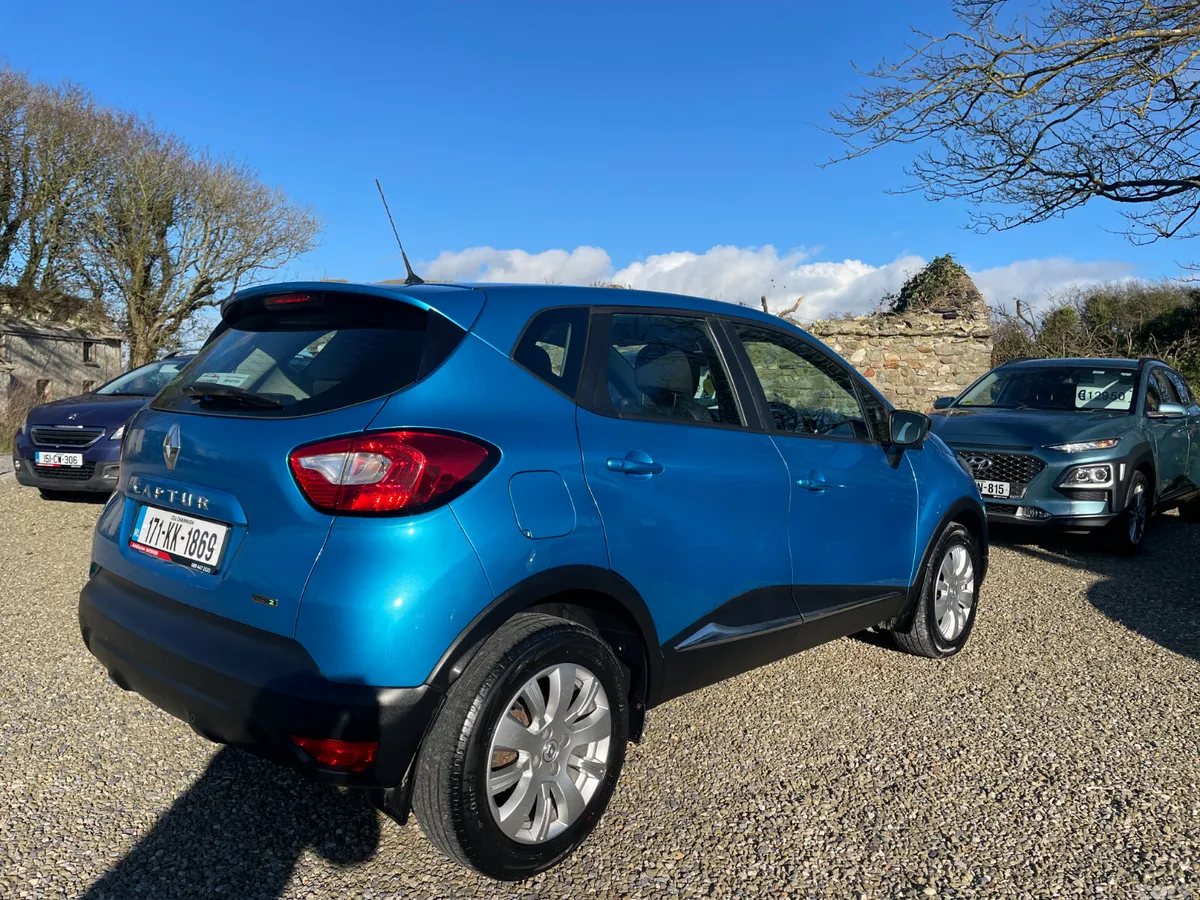 Renault Captur Hatchback, Diesel, 2017, Blue