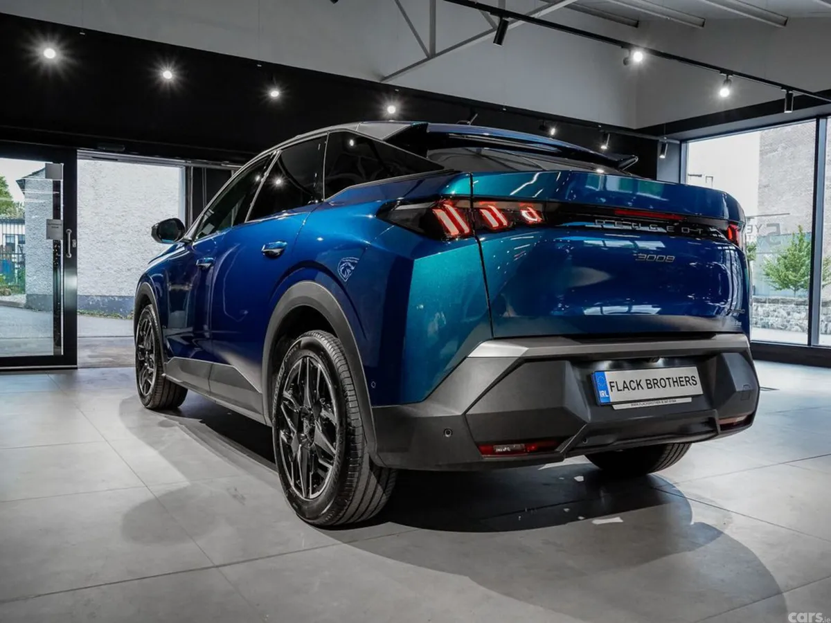 Peugeot 3008 MPV, Petrol Hybrid, 2026, Blue