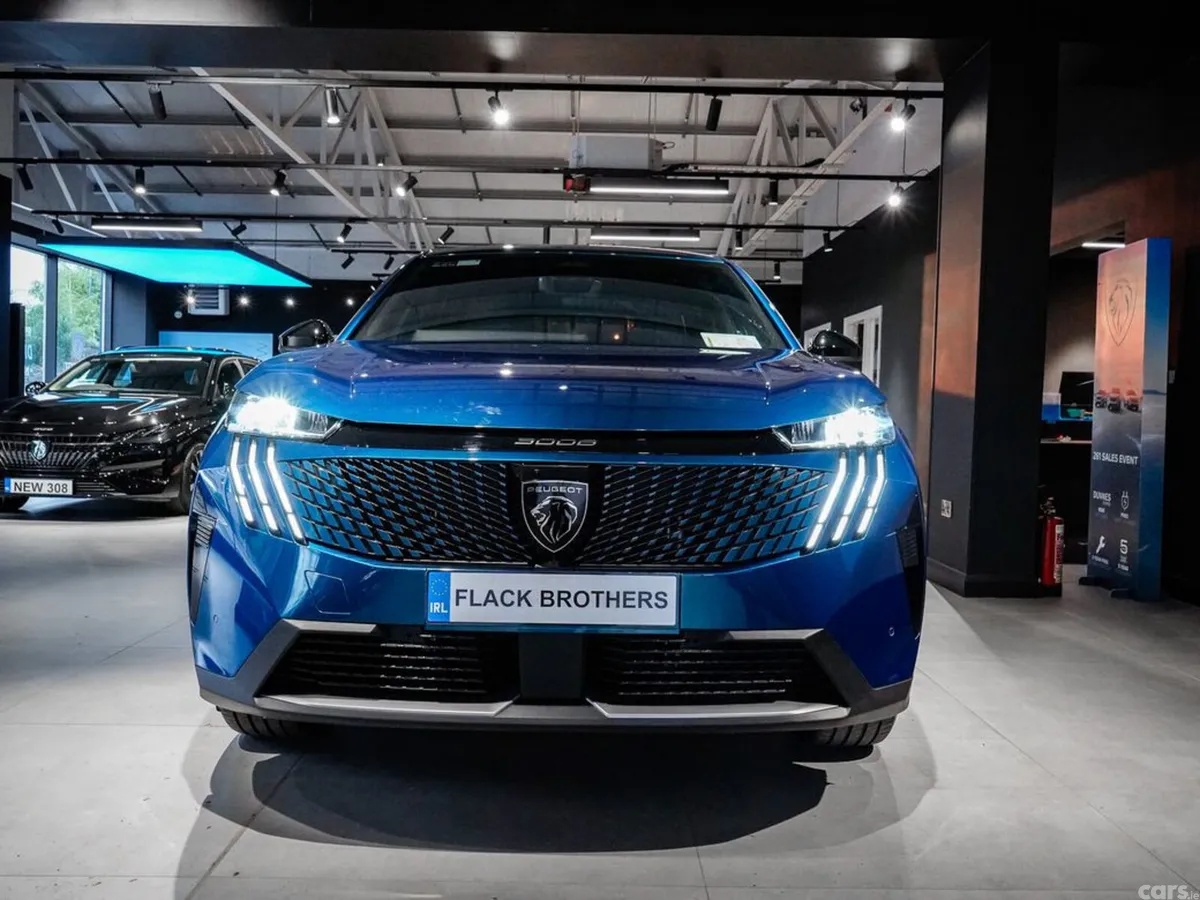 Peugeot 3008 MPV, Petrol Hybrid, 2026, Blue