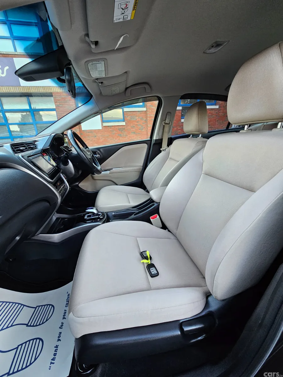 Honda Grace MPV, Petrol Hybrid, 2015, Brown